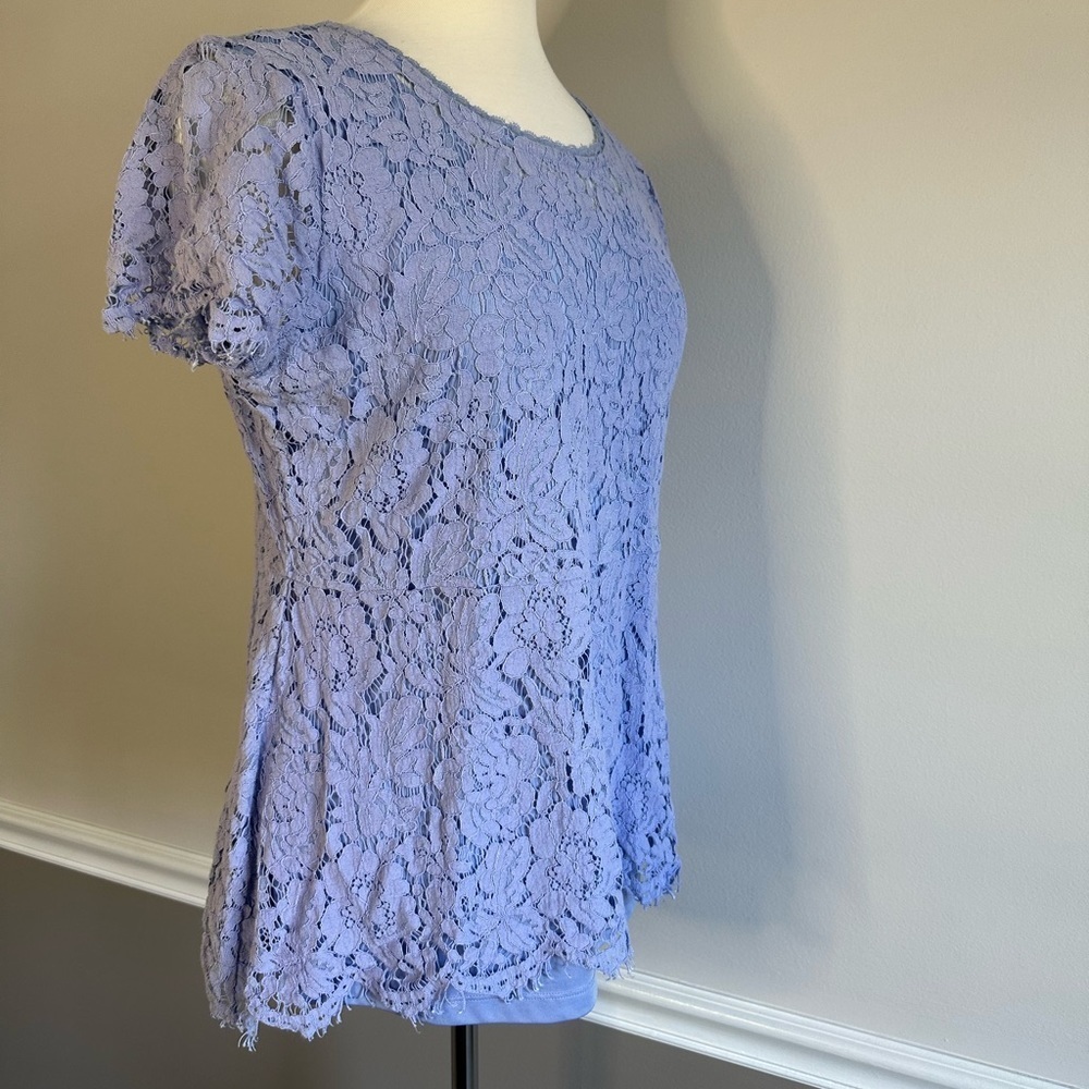Issac Mizrahi lace top. Size L, GUC - Picture 3 of 5